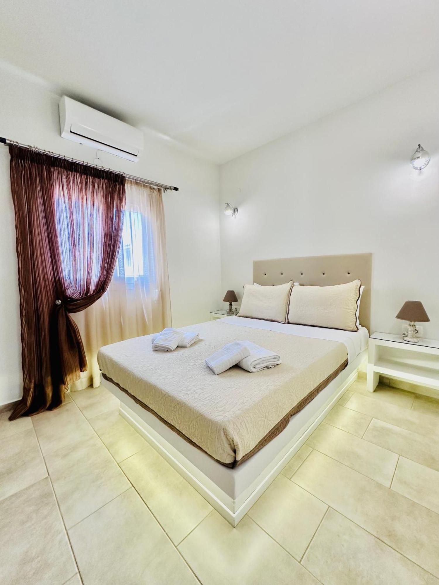 Xrysanthis Home Emporio  部屋 写真